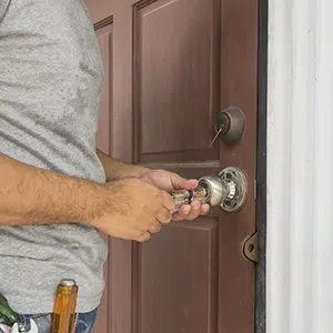 Central Locksmith Store Kingwood, TX 281-819-2484 - locks-replace-01